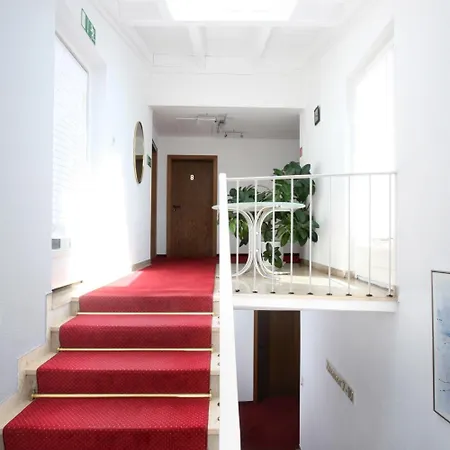 Hotel Weisser Hahn